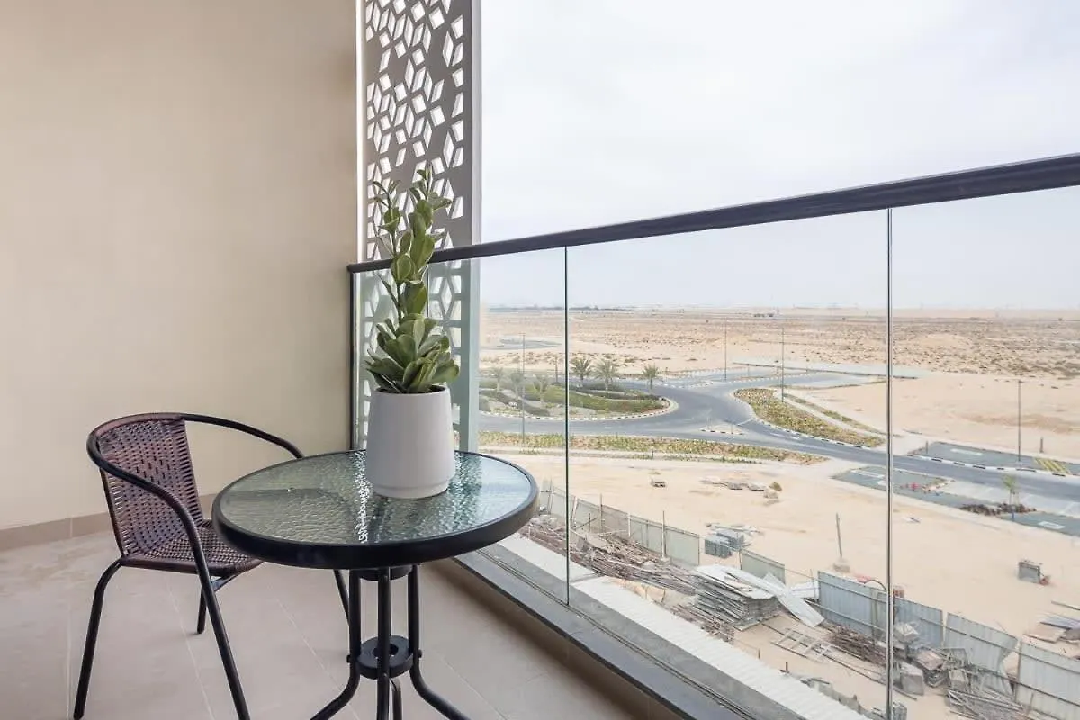 Frank Porter - Majestique Residence 2 Dubai